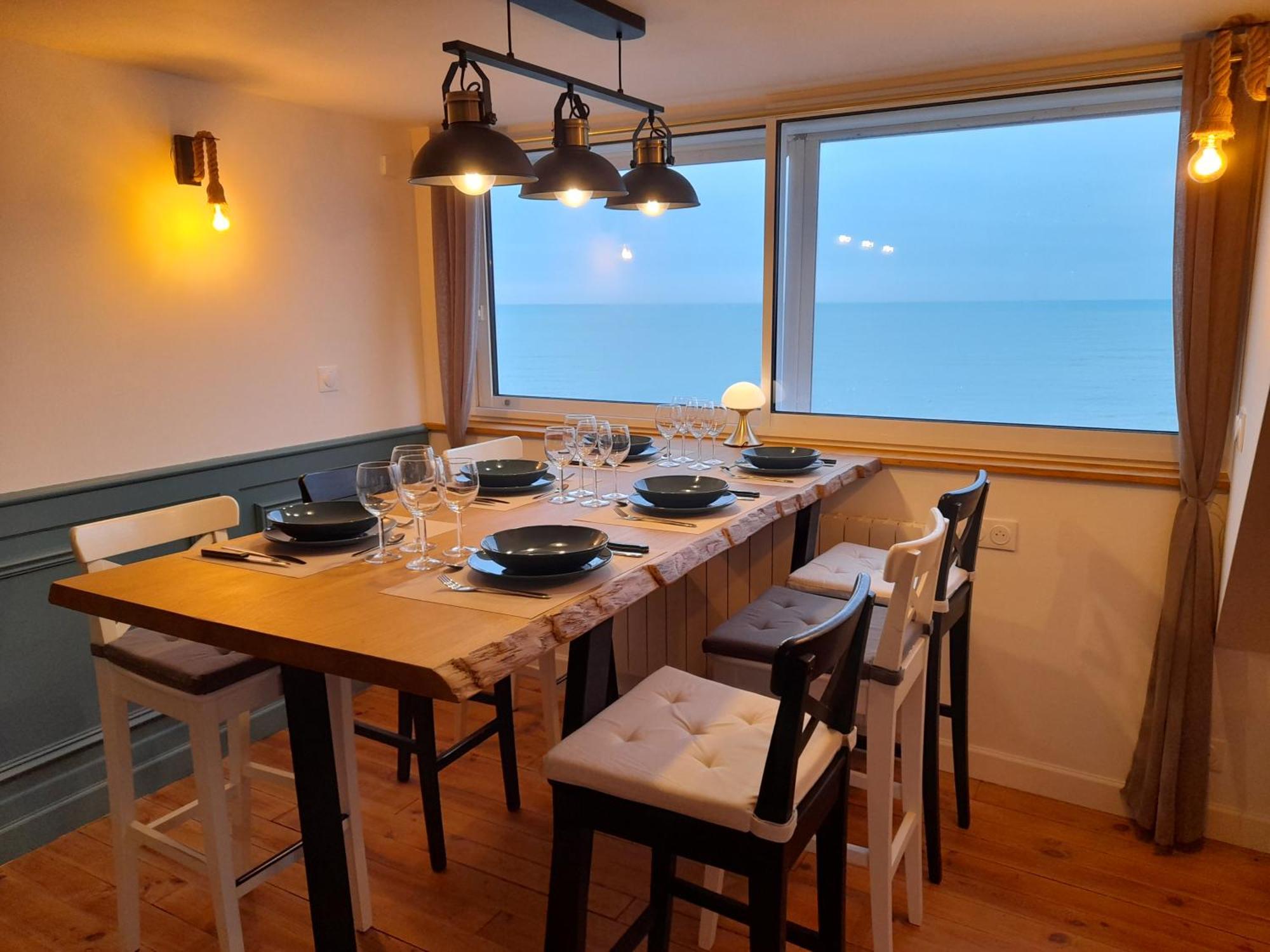 "Le Juguili" 46M2 En Front De Mer - 4 Personnes - Animaux Ok - Entierement Renove - Haut De Gamme - Wifi Mers-les-Bains Exterior foto